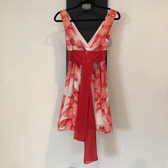 Twenty One Floral Prints Dress - Picture 5 of 10